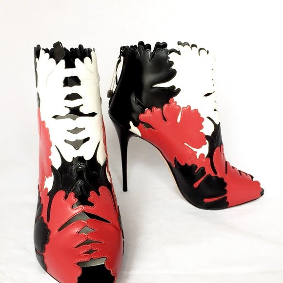 Alexander McQueen Lotus Flower Appliqué Peep- Toe Bootie Leather Red Black 41 - Picture 3 of 9